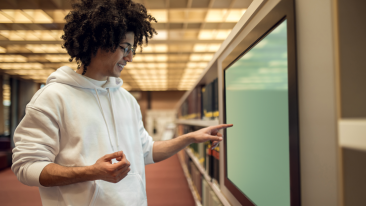 Éducation & Formation : Les bénéfices de l'affichage dynamique dans les établissements scolaires